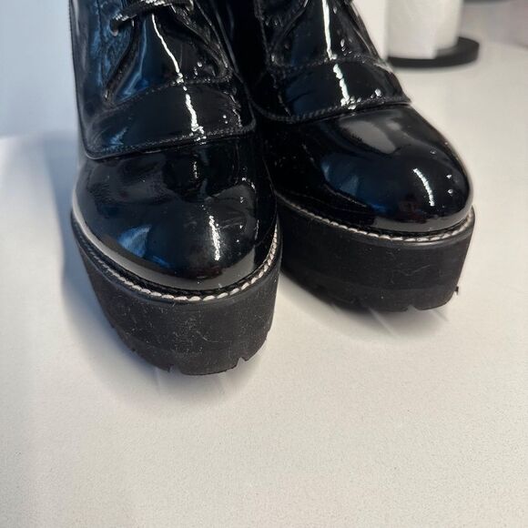 Stuart Weitzman Black Patent Leather Rugged Platform Combat Booties Size 9 - Picture 10 of 13